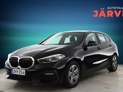Musta Käytetty 2022 BMW 118 Viistoperä | 21 800 € (Perustarjous)