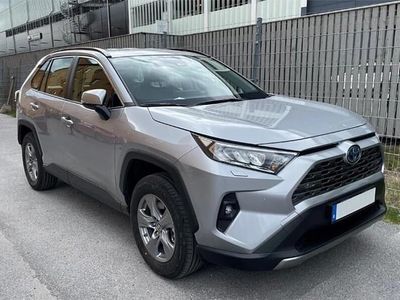 Käytetty 2023 Toyota RAV4 Hybrid Active Katumaasturi | 41 600 € (Perustarjous)