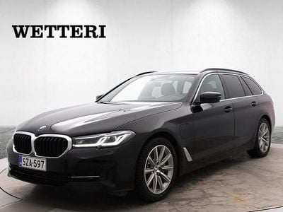 Musta Käytetty 2021 BMW 530e Sport Line Farmari | 26 900 € (Hyvä tarjous)