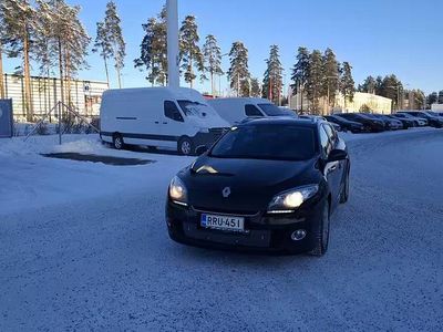 Käytetty 2014 Renault Mégane III Farmari | 3 990 €