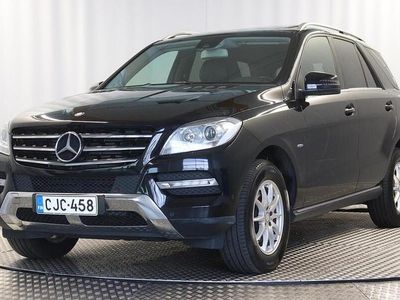 Käytetty 2012 Mercedes ML250 Business Katumaasturi | 13 900 €