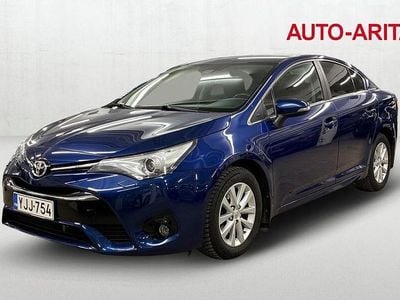 Käytetty Toyota Avensis Multidrive S 147 HP (108 kW) 2016 Sininen Sedan