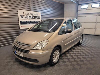 käytetty Citroën Xsara Picasso 1.6 5d ac Juuri katsastettu.