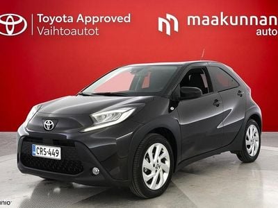 Musta Käytetty 2024 Toyota Aygo X Multidrive S Katumaasturi | 16 700 € (Perustarjous)