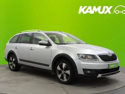 Hopea / harmaa Käytetty 2015 Skoda Octavia Farmari | 16 590 € (Kallis)