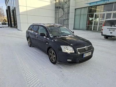 Käytetty Toyota Avensis Business Edition 147 HP (108 kW) 2004 Musta Farmari