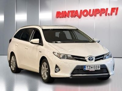 Käytetty 2015 Toyota Auris Touring Sports Premium Farmari | 12 500 € (Perustarjous)