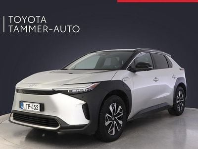 Käytetty Toyota bZ4X Edition 50 kW (69 HP) 2024 Musta Katumaasturi