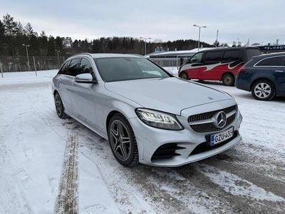 Harmaa Käytetty 2020 Mercedes C220 Business Farmari | 31 890 € (Hieman kallis)