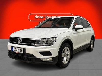Valkoinen Käytetty 2017 VW Tiguan Comfortline Katumaasturi | 21 980 € (Perustarjous)