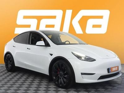 Käytetty 2023 Tesla Model Y Performance Katumaasturi | 38 300 € (Perustarjous)