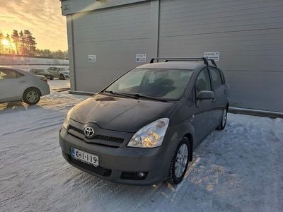 Käytetty Toyota Corolla Verso Sol 129 HP (94 kW) 2006 Tila-auto