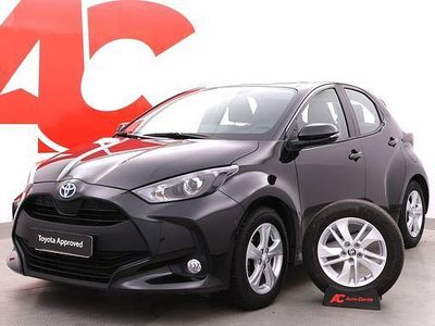Musta Käytetty 2023 Toyota Yaris Active Viistoperä | 21 990 € (Perustarjous)