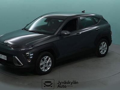 Käytetty Hyundai Kona Comfort 141 HP (103 kW) 2024 Harmaa Katumaasturi