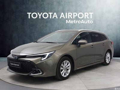 Valkoinen Käytetty 2023 Toyota Corolla Edition Farmari | 28 990 € (Perustarjous)