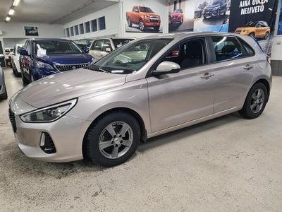 Peessi Käytetty 2018 Hyundai i30 Viistoperä | 15 900 € (Perustarjous)