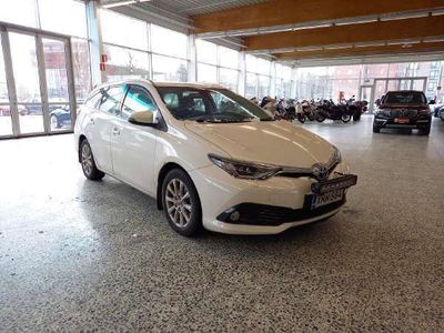 käytetty Toyota Auris Touring Sports 1,6 D-4D Active - 3kk lyhennysvapaa