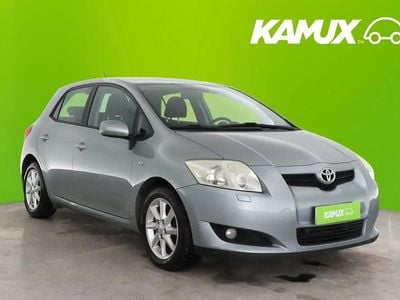 Käytetty Toyota Auris Sol 132 HP (97 kW) 2010 Hopea / harmaa Sedan