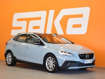 käytetty Volvo V40 CC D2 Summum aut Tulossa Raisioon, kysy myyjiltämme lisää numerosta 0207032608