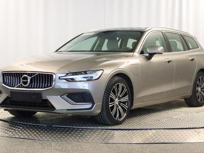 käytetty Volvo V60 T8 AWD Inscription aut* KESSY* Panorama* BLIS* Nahat* VOC* Pilot Assist*