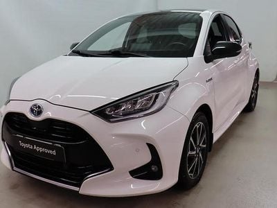 Käytetty 2021 Toyota Yaris Hybrid Premium Viistoperä | 21 590 € (Perustarjous)