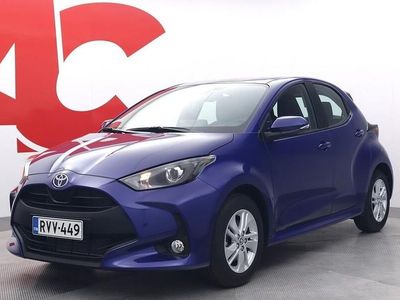 Käytetty Toyota Yaris Hybrid 116 HP (85 kW) 2024 Sininen Viistoperä