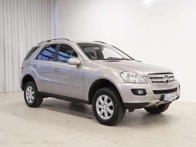 Mercedes ML320