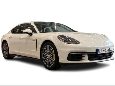 Porsche Panamera 4