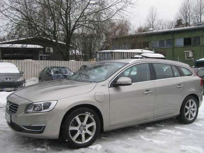 käytetty Volvo V60 T3 Business Classic Summum aut //