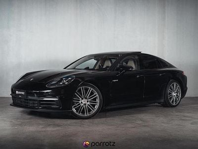 Porsche Panamera 4