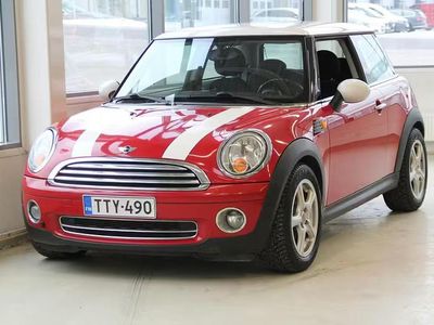 Käytetty Mini Cooper 120 HP (88 kW) 2008 Punainen Viistoperä