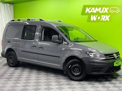 Hopea / harmaa Käytetty 2016 VW Caddy Maxi Tila-auto | 16 770 € (Hieman kallis)