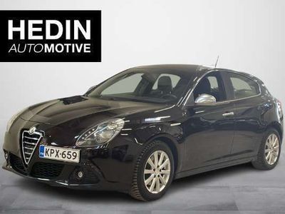 käytetty Alfa Romeo Giulietta 1,4 MultiAir 170hv TCT Bensiini //