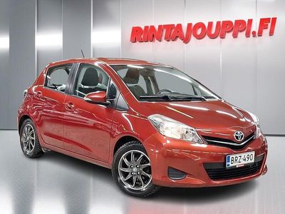 Punainen Käytetty 2014 Toyota Yaris Active Viistoperä | 8 480 € (Perustarjous)
