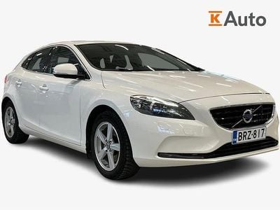 Käytetty Volvo V40 Business Edition 114 HP (83 kW) 2014 Valkoinen Viistoperä