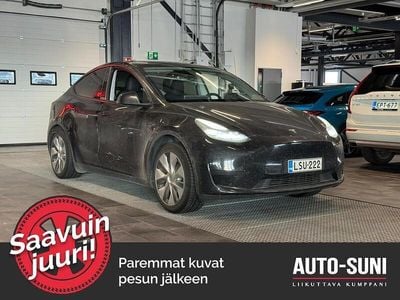 Käytetty 2023 Tesla Model Y RWD Katumaasturi | 31 790 € (Perustarjous)