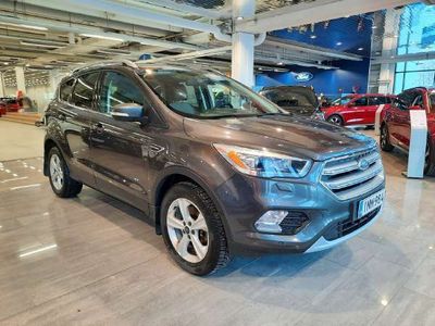 käytetty Ford Kuga 2,0TDCi 150 hv PowerShift AWD Titanium 5-ovinen - 3kk lyhennysvapaa - Lämmitettävä tuulilasi