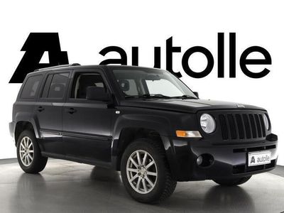 käytetty Jeep Patriot 2,4 CVT Limited | Suomi-auto | Webasto | Kosketusnäyttö