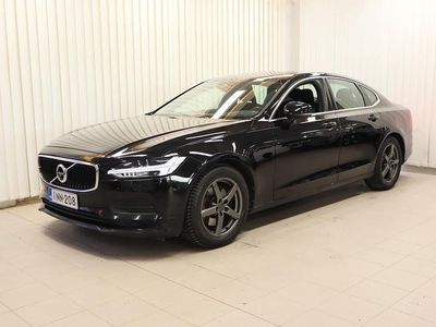 Käytetty Volvo S90 Momentum 190 HP (139 kW) 2016 Musta Sedan