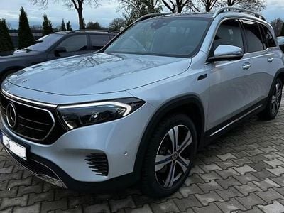 Hopea Käytetty 2023 Mercedes EQB300 Business Katumaasturi | 35 990 € (Perustarjous)