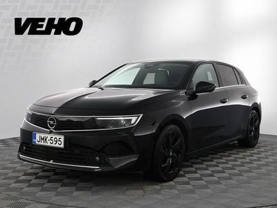 Käytetty Opel Astra Innovation 180 HP (132 kW) 2022 Musta Viistoperä