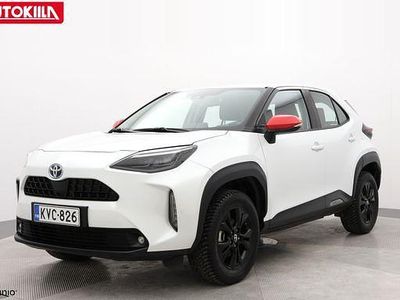 Valkoinen Käytetty 2023 Toyota Yaris Cross Active Katumaasturi | 26 850 € (Perustarjous)