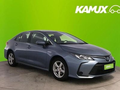 Hopea / harmaa Käytetty 2019 Toyota Corolla Business Edition Sedan | 19 900 € (Perustarjous)