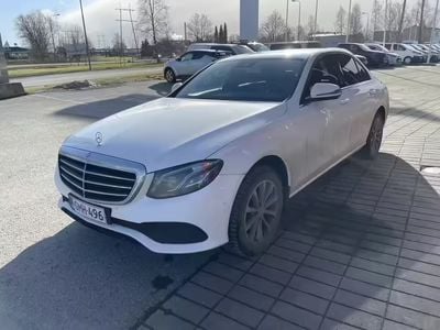 Mercedes E200