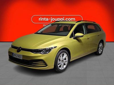Keltainen Käytetty 2024 VW Golf VIII Comfortline Farmari | 32 800 € (Kallis)