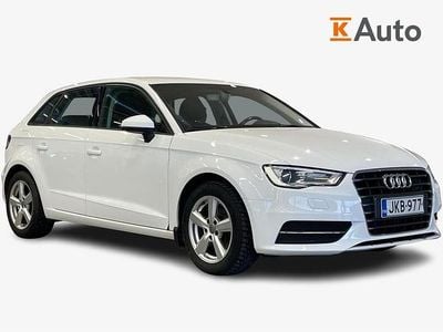Käytetty Audi A3 Sportback Business 125 HP (91 kW) 2016 Valkoinen Viistoperä