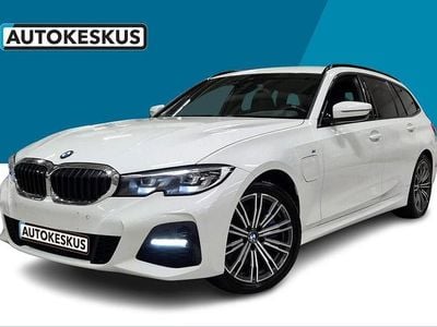 Käytetty 2021 BMW 330e M Sport Farmari | 29 690 € (Perustarjous)