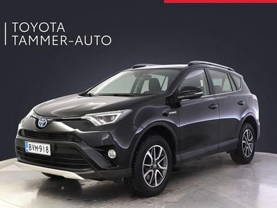 Käytetty Toyota RAV4 Hybrid Edition 155 HP (114 kW) 2018 Musta Katumaasturi