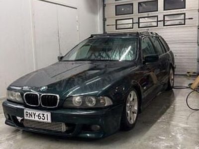 Käytetty 2002 BMW 530 Exclusive Farmari | 4 990 €