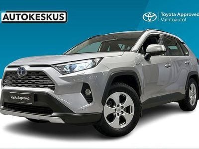 Hopea Käytetty 2021 Toyota RAV4 Active Katumaasturi | 33 900 € (Hyvä tarjous)